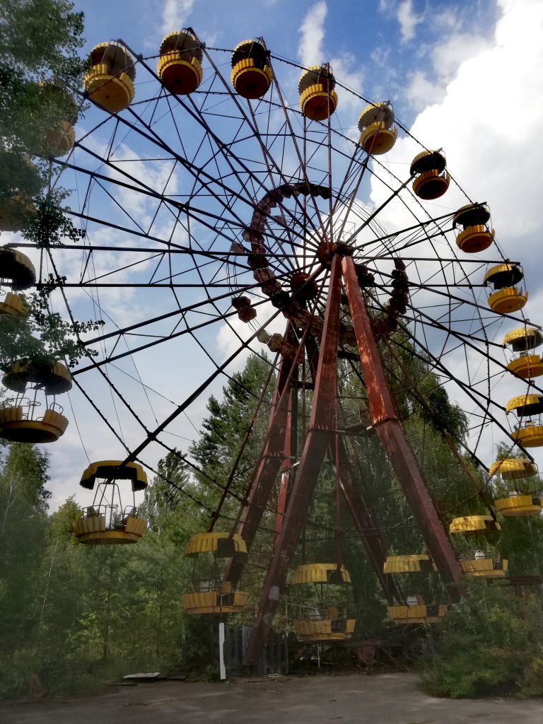 ferris wheel in pripyat after chernobyl disaster