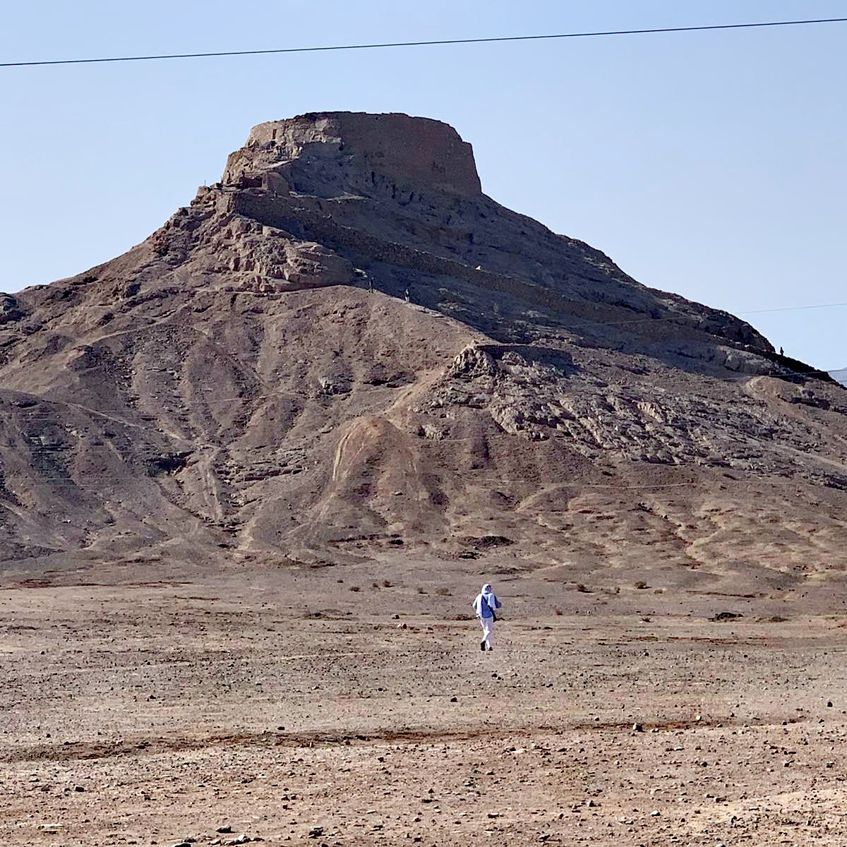 Lynn trekking in Yazd