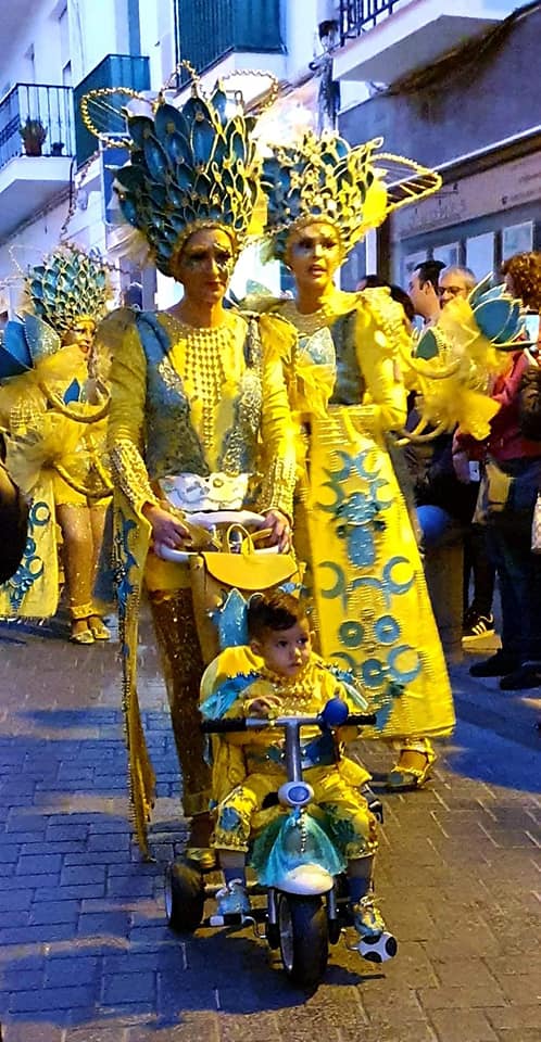 yellow costumes