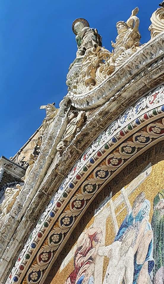 st marks basilica - close-up