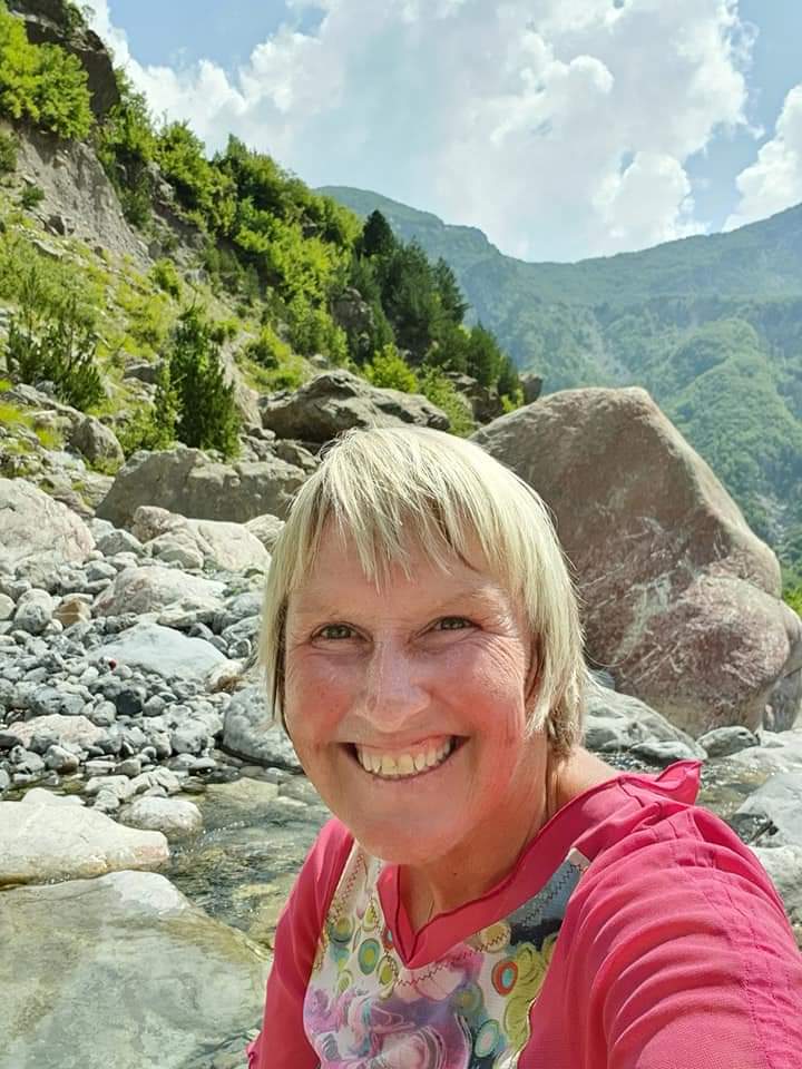 lynn in the albanian alps