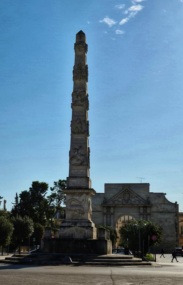 obelisk in lecce