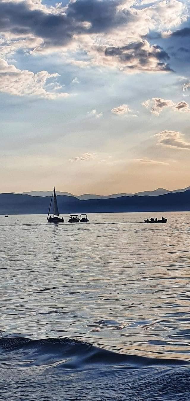 boats lake ohrid