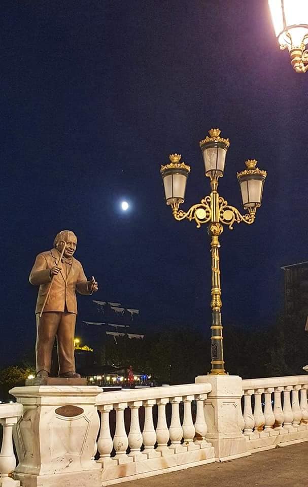 skopje bridge at night