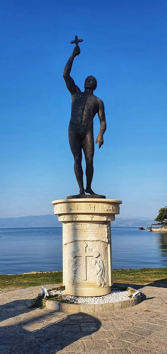 statue lake ohrid