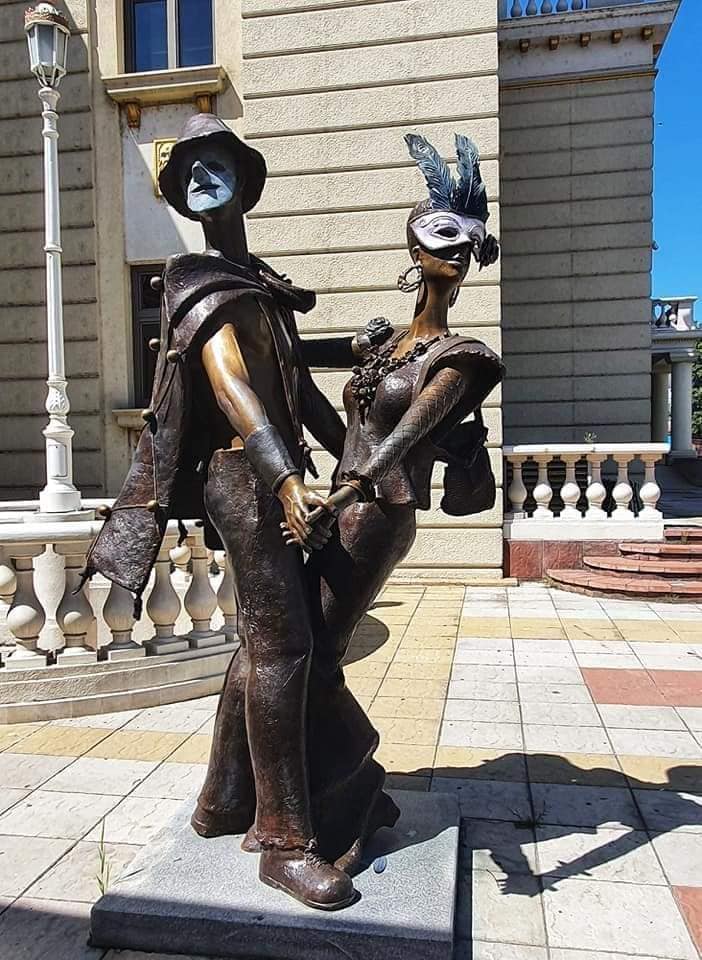statue outside concert hall