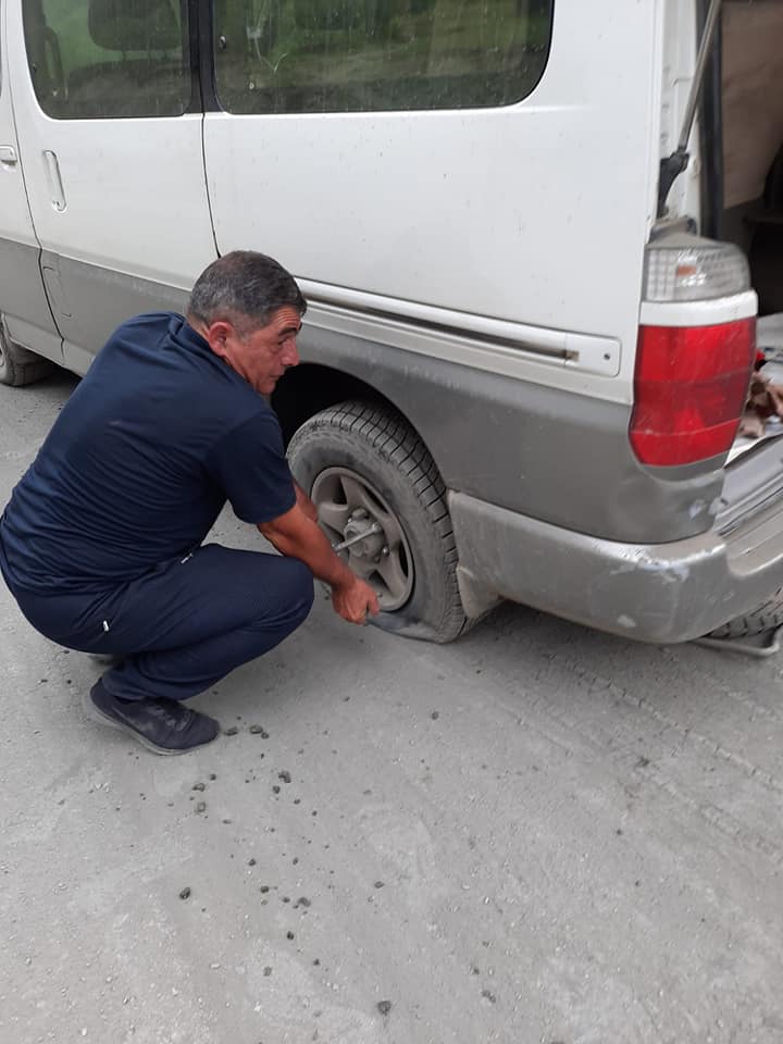 a flat tyre on way home from Ushguli, Svaneti