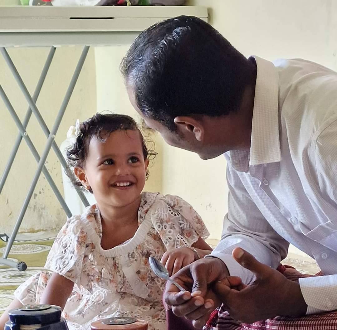 Rafat with his daughter in Socotra